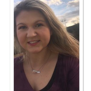 Meet your Posher, Riley